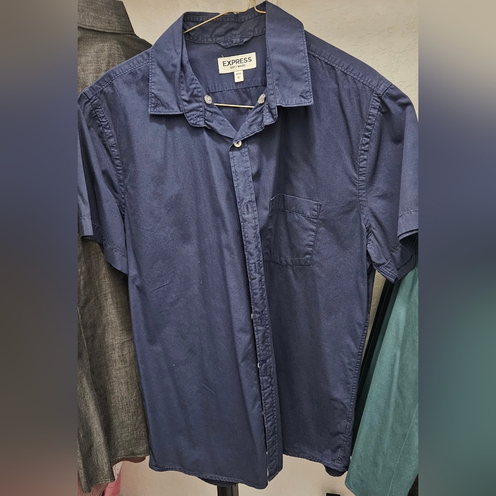 Express Men's Short Sleeve Button-Down Shirt - Navy Blue